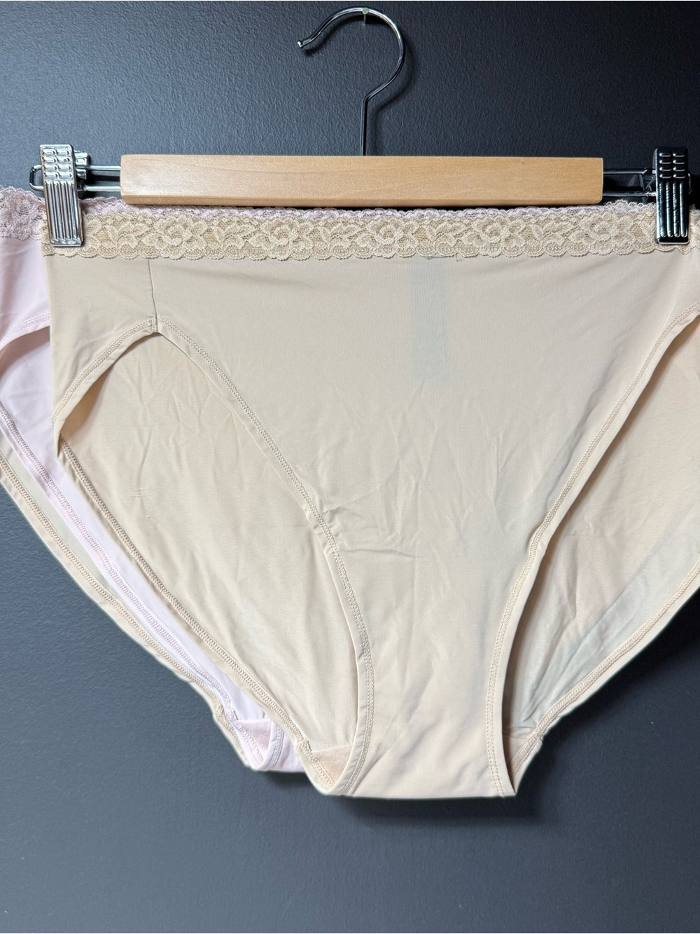 New Women's NATORI 7723365 Set Of 3 Finishing Touch Lace Brief Panty Size XL